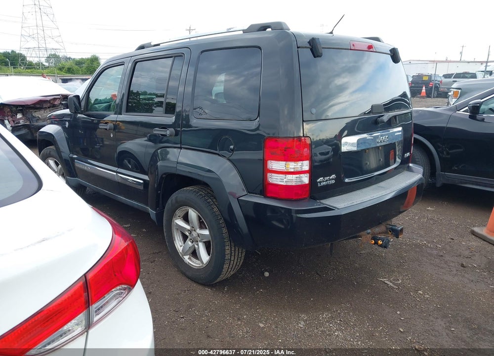 2008 JEEP LIBERTY VIN: 1J8GN58K08W139064