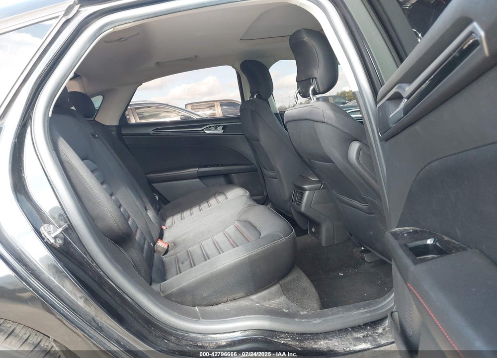 2013 FORD FUSION SE VIN: 3FA6P0HR6DR219081
