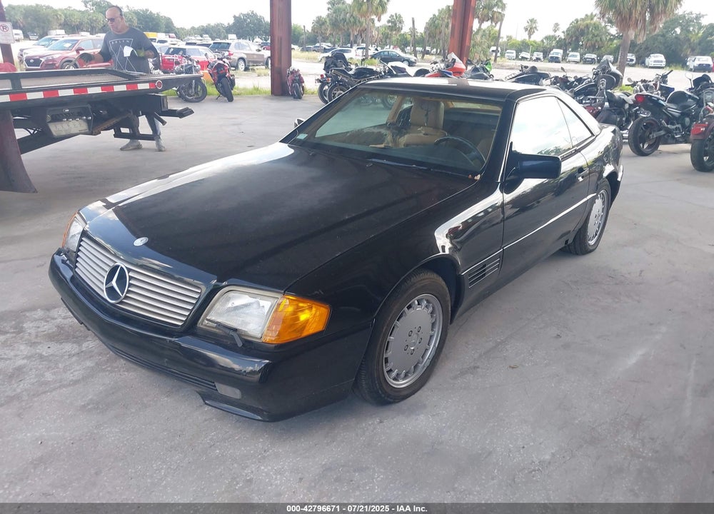 1992 MERCEDES-BENZ 300 SL VIN: WDBFA61E3NF042699