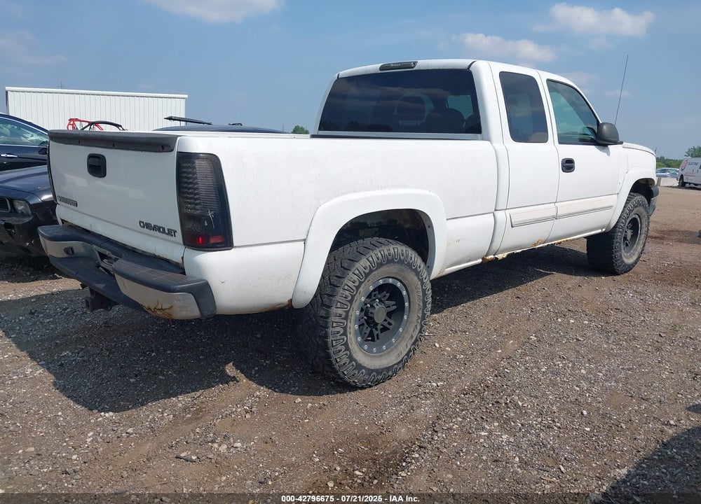 2003 CHEVROLET SILVERADO 1500 VIN: 1GCEC14X43Z182439