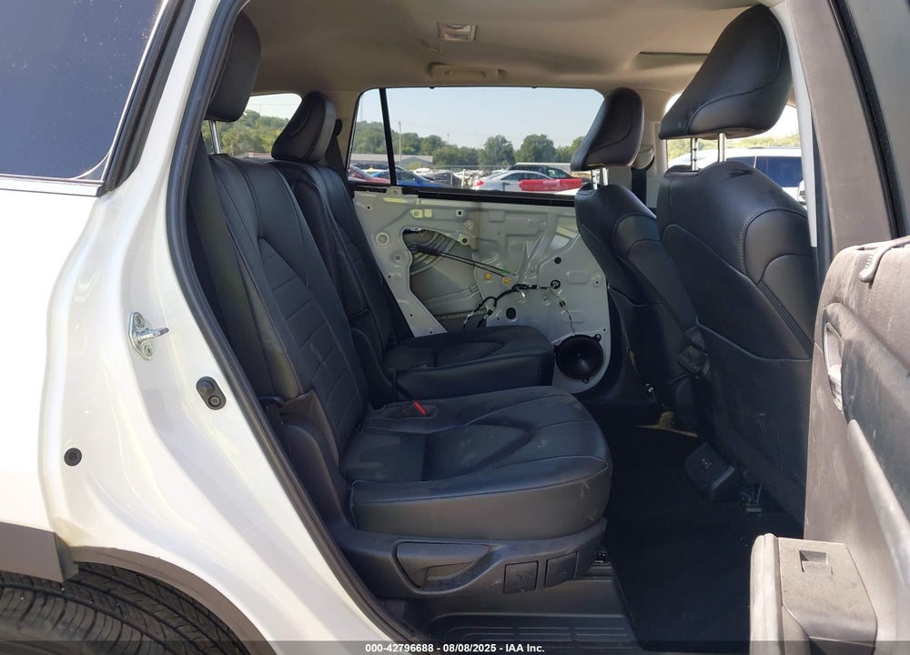 2023 TOYOTA HIGHLANDER VIN: 5TDKDRBH7PS008415