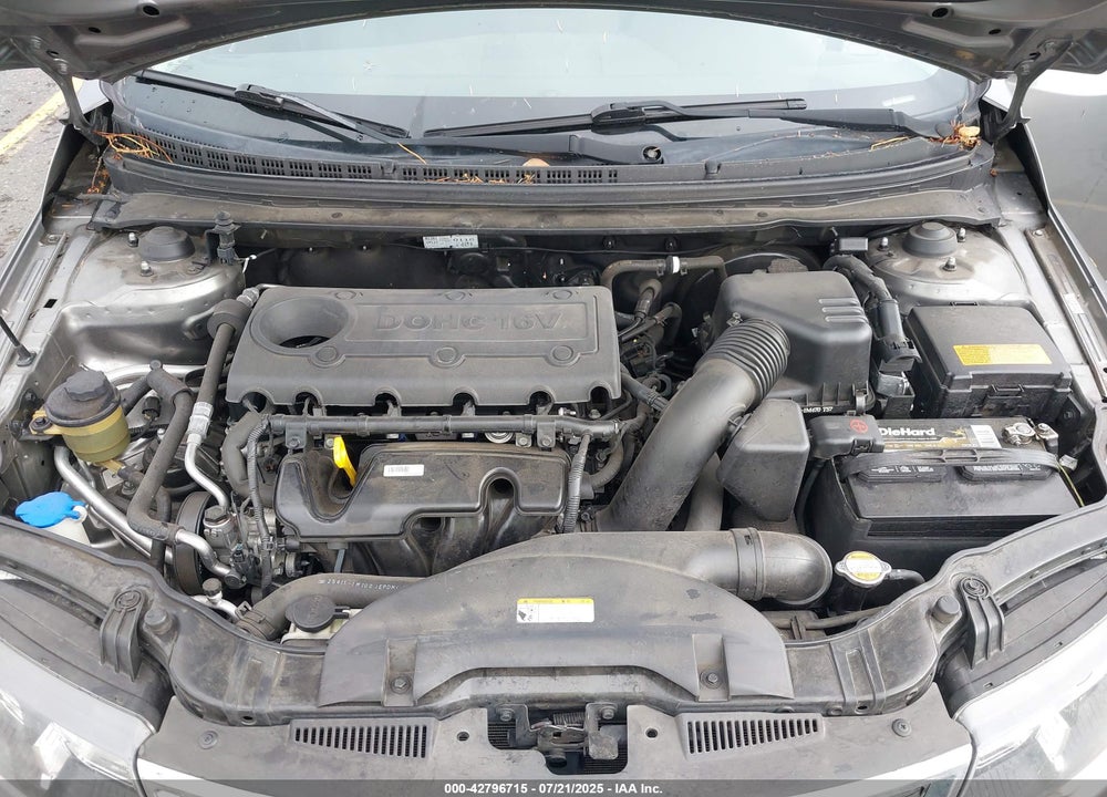 2011 KIA FORTE VIN: KNAFW5A38B5400325
