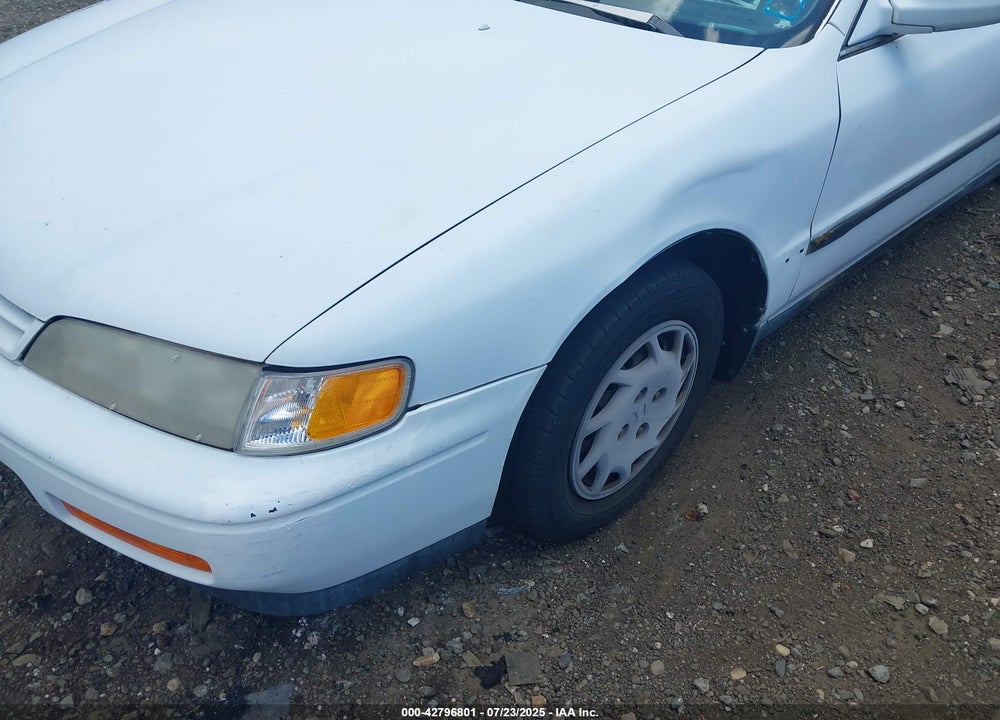 1994 HONDA ACCORD VIN: 1HGCD564XRA014313