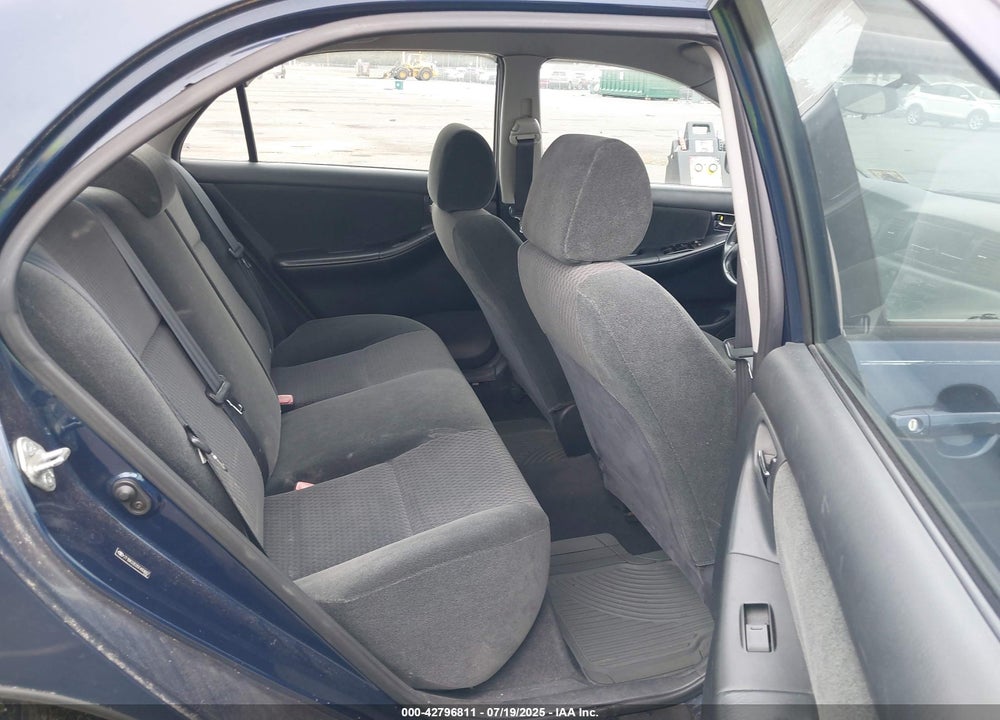2005 TOYOTA COROLLA S VIN: 2T1BR32E05C493667