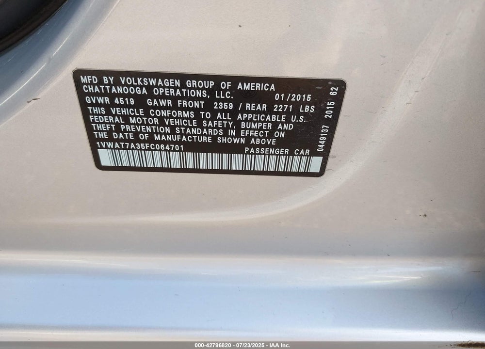 2015 VOLKSWAGEN PASSAT VIN: 1VWAT7A35FC064701
