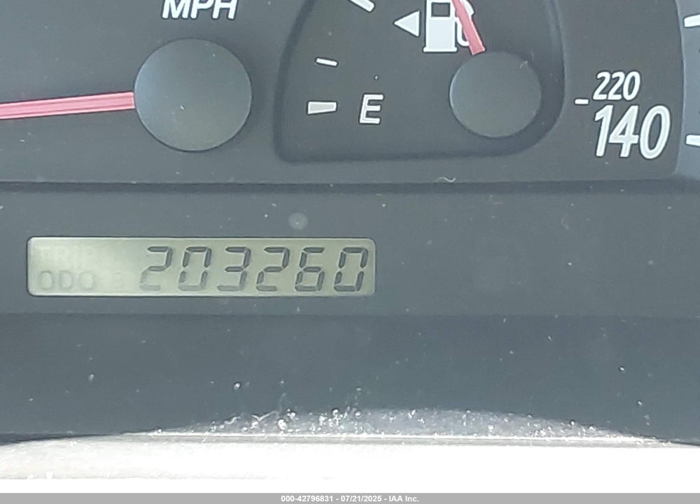 2004 TOYOTA CAMRY XLE V6 VIN: 4T1BF32K64U582297