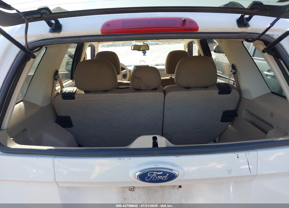 2010 FORD ESCAPE VIN: 1FMCU0D7XAKA30147
