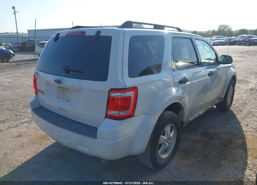 2010 FORD ESCAPE VIN: 1FMCU0D7XAKA30147