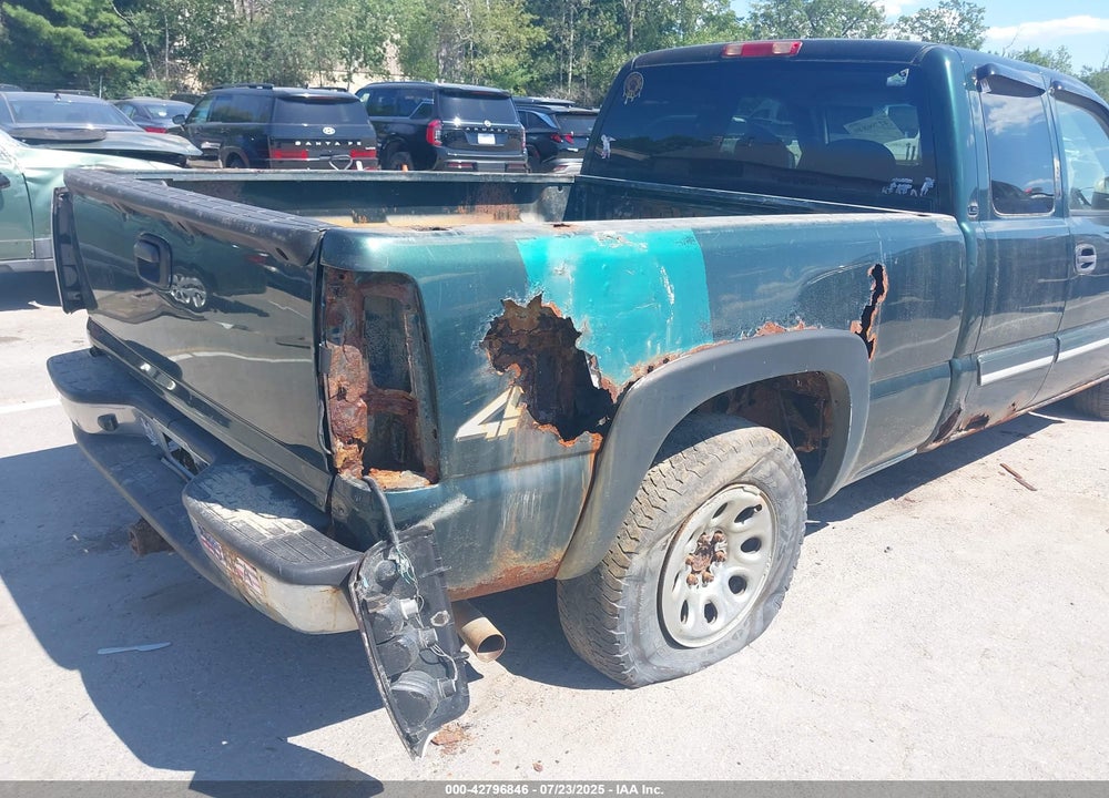 2005 CHEVROLET SILVERADO 1500 LS VIN: 2GCEK19B551359267