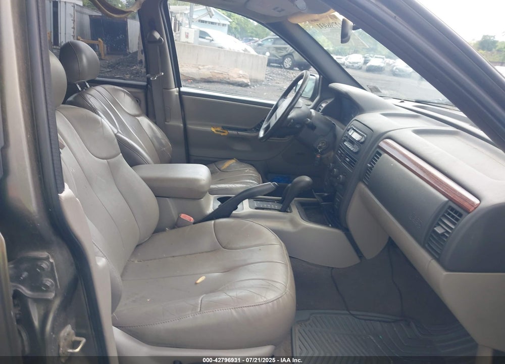 1999 JEEP GRAND CHEROKEE LAREDO VIN: 1J4GW58S9XC772337