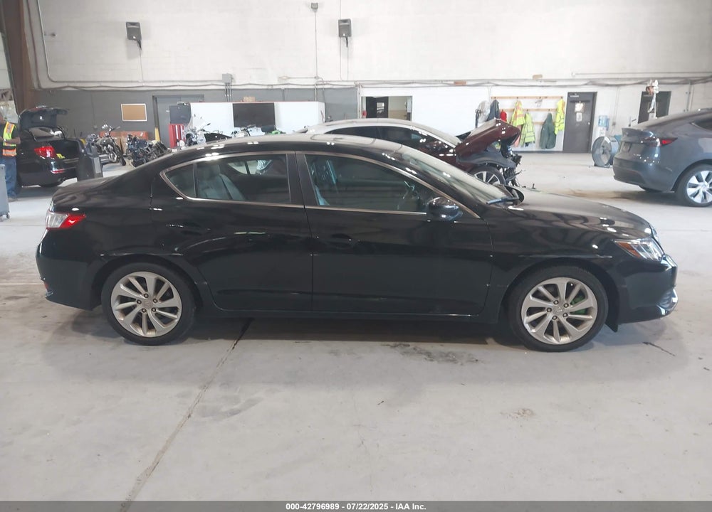 2018 ACURA ILX VIN: 19UDE2F37JA008268