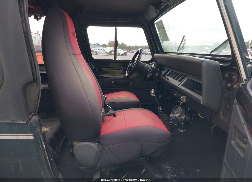 1993 JEEP WRANGLER / YJ VIN: 1J4FY29S7PP240628