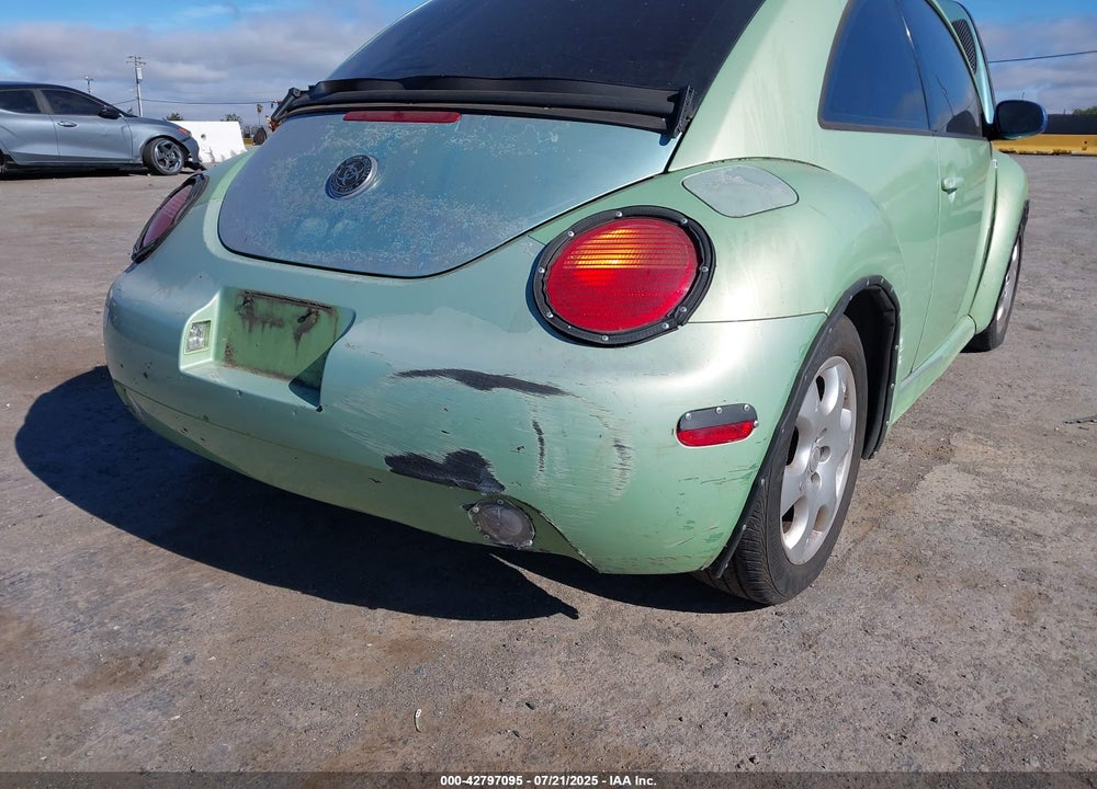 2002 VOLKSWAGEN NEW BEETLE GLS VIN: 3VWCK21C02M436937