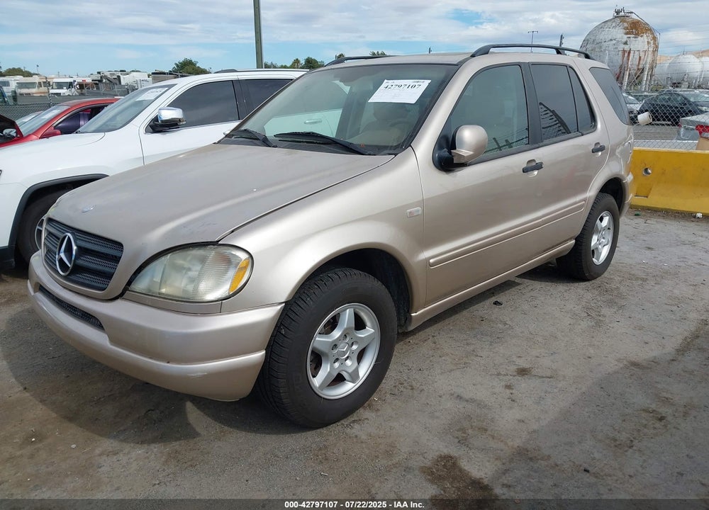 2001 MERCEDES-BENZ ML 320 VIN: 4JGAB54E01A250833