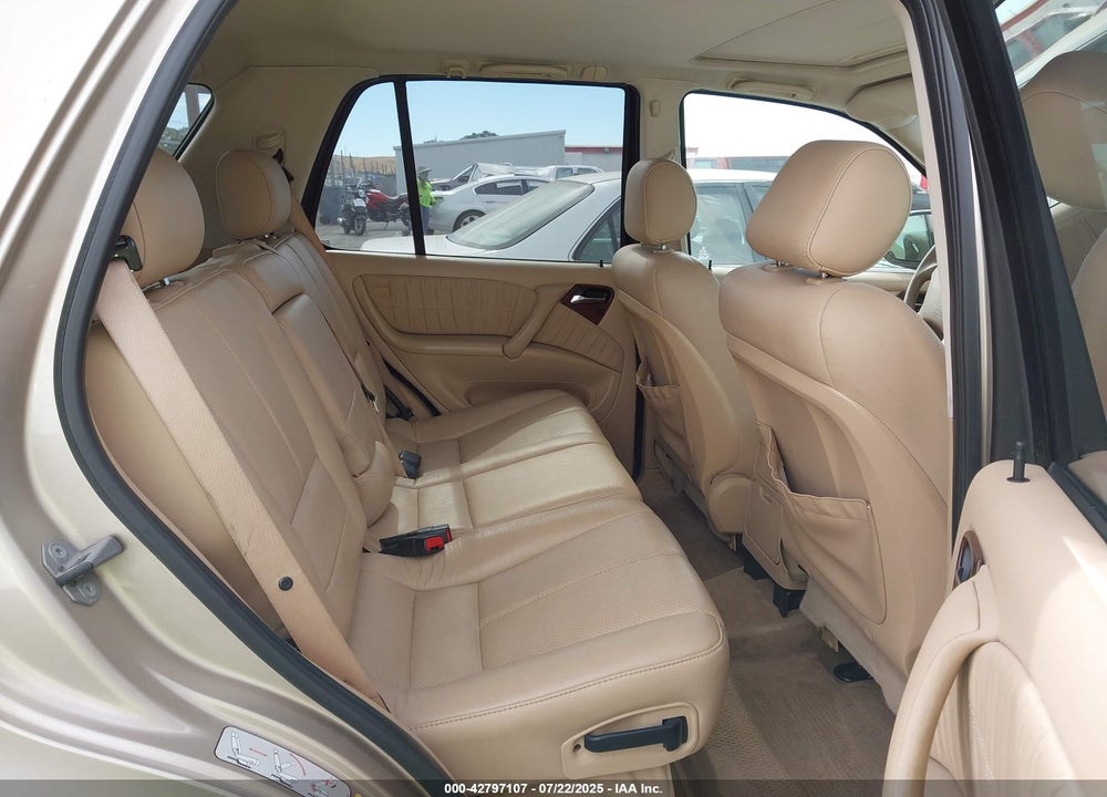 2001 MERCEDES-BENZ ML 320 VIN: 4JGAB54E01A250833
