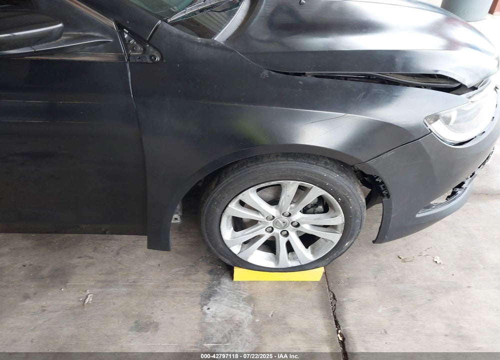 2016 CHRYSLER 200 VIN: 1C3CCCAB3GN116607