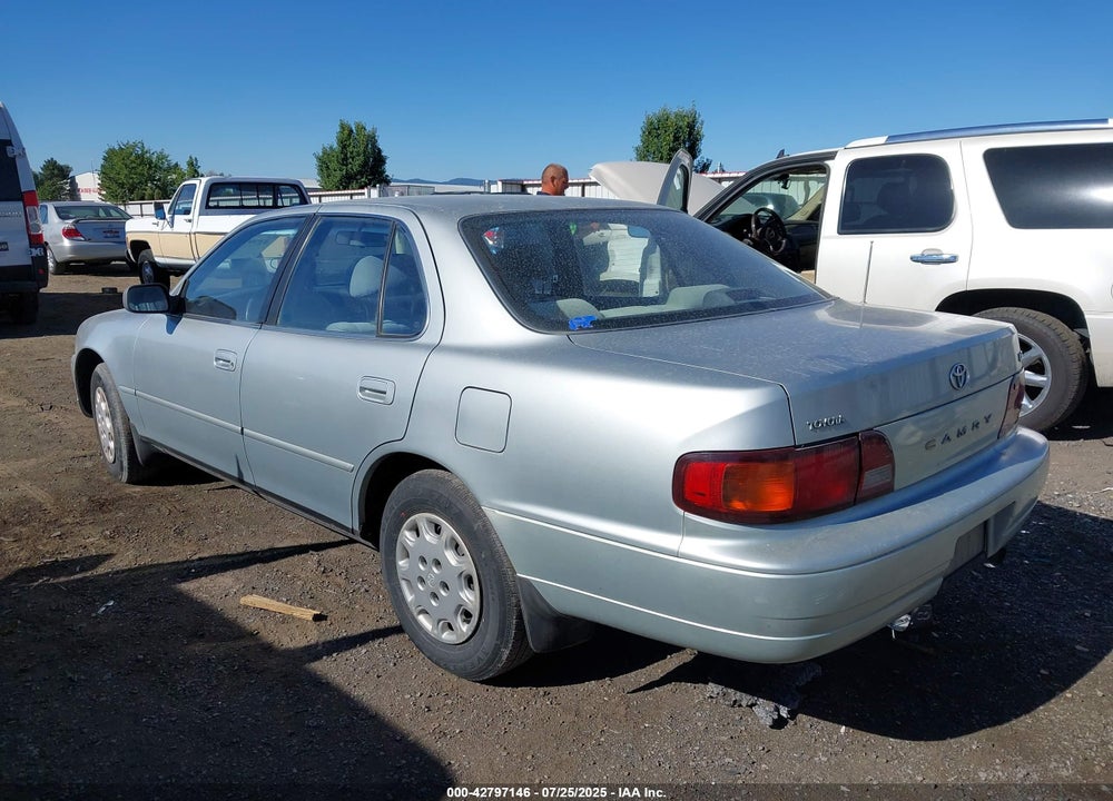 1995 TOYOTA CAMRY VIN: JT2SK12E2S0301107