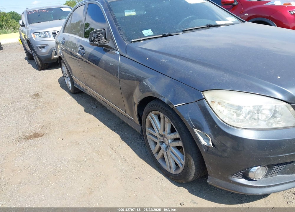 2008 MERCEDES-BENZ C CLASS VIN: WDDGF81XX8F048417