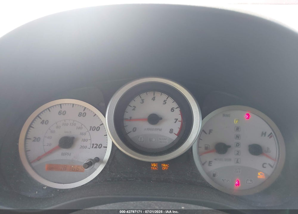 2005 TOYOTA RAV4 VIN: JTEGD20V050087721