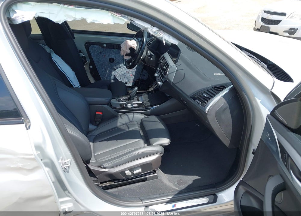 2021 BMW X3 VIN: 5UXTY9C09M9H02973