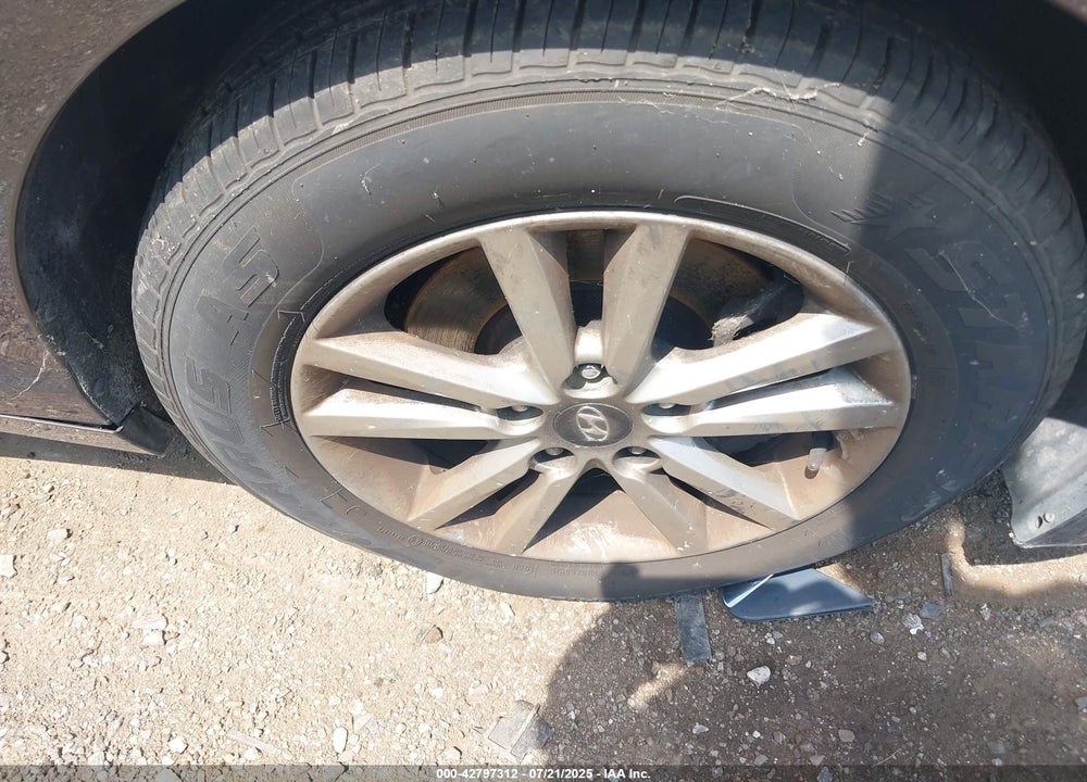 2015 HYUNDAI SONATA VIN: 5NPE24AF0FH160255