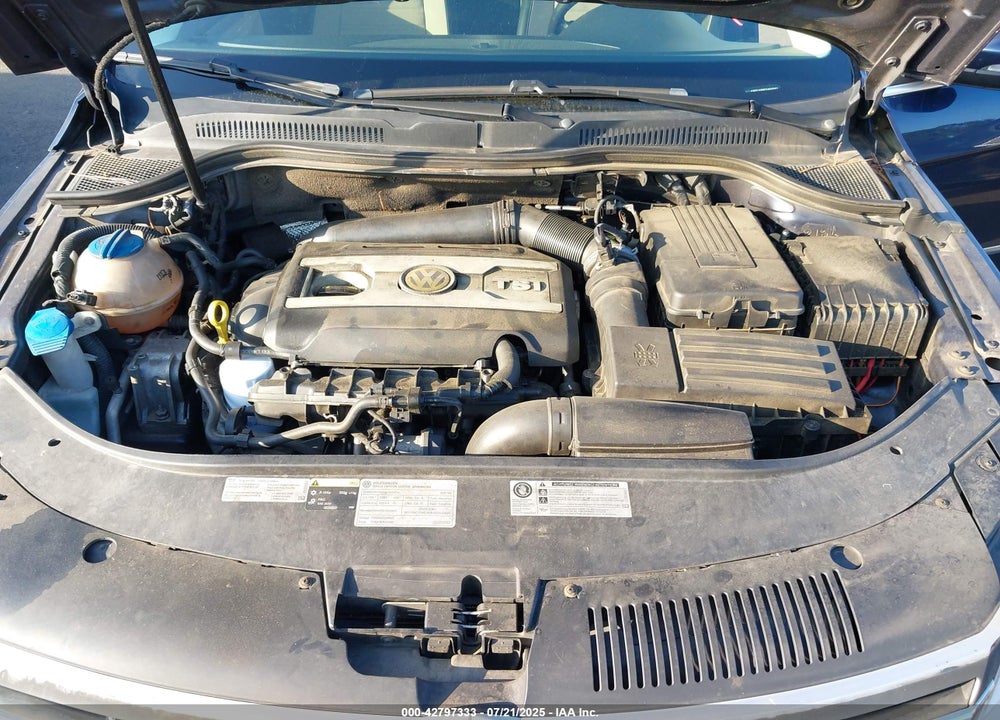 2015 VOLKSWAGEN CC VIN: WVWBN7AN9FE800563