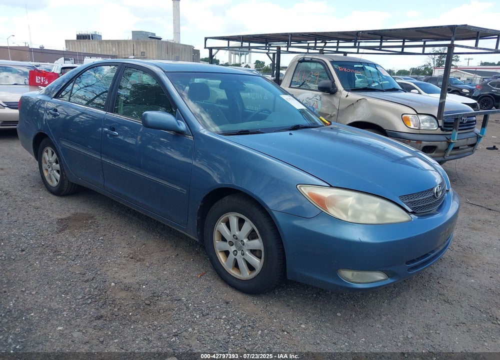 2004 TOYOTA CAMRY XLE VIN: 4T1BE30K64U844244