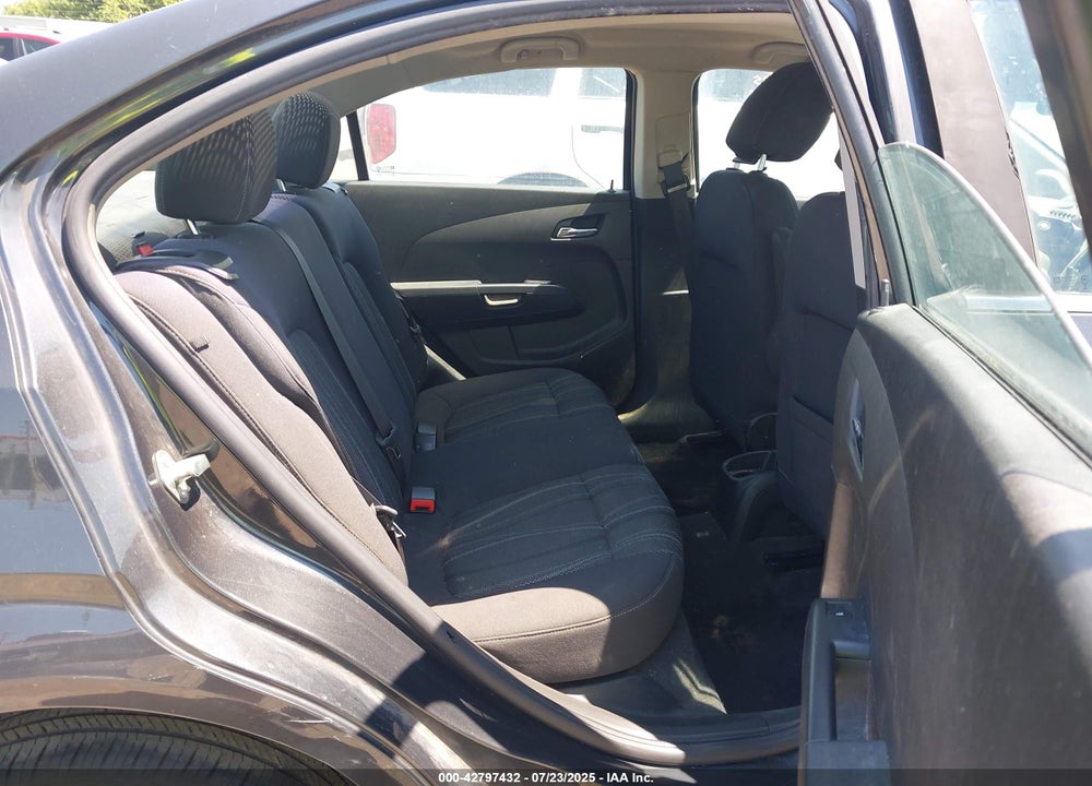 2015 CHEVROLET SONIC VIN: 1G1JC5SG9F4100286