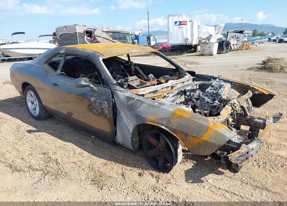 2011 DODGE CHALLENGER VIN: 2B3CJ4DG8BH590649