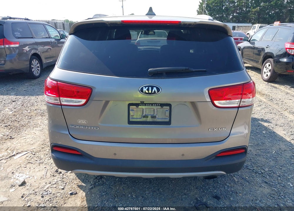 2016 KIA SORENTO VIN: 5XYPHDA54GG163134