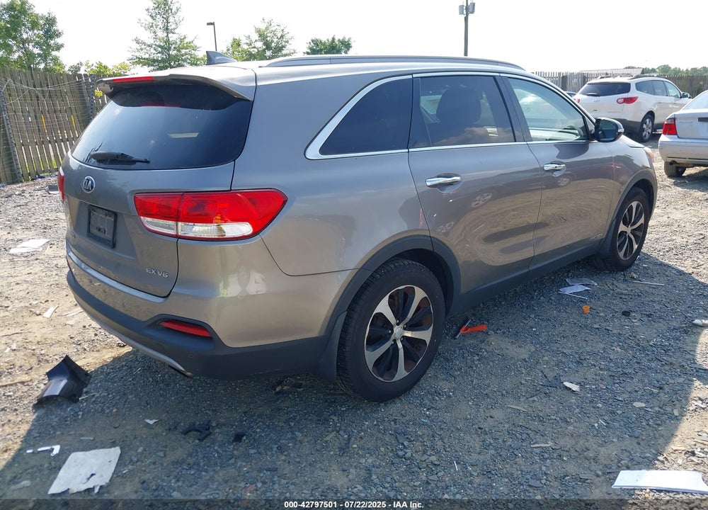 2016 KIA SORENTO VIN: 5XYPHDA54GG163134