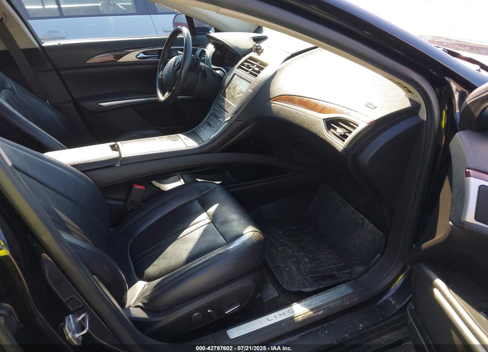 2014 LINCOLN MKZ VIN: 3LN6L2G92ER826644