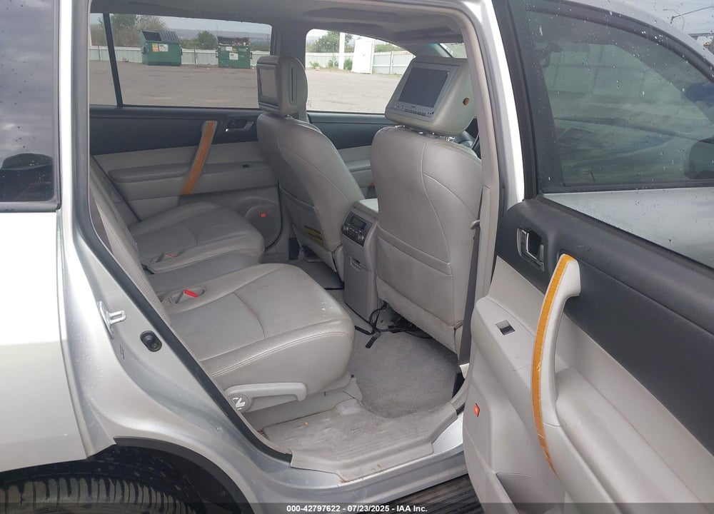 2009 TOYOTA HIGHLANDER HYBRID VIN: JTEEW44A892034635