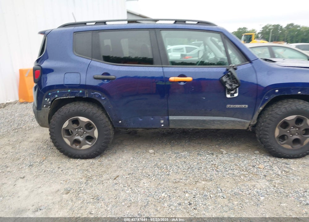 2018 JEEP RENEGADE VIN: ZACCJBAB5JPG92533