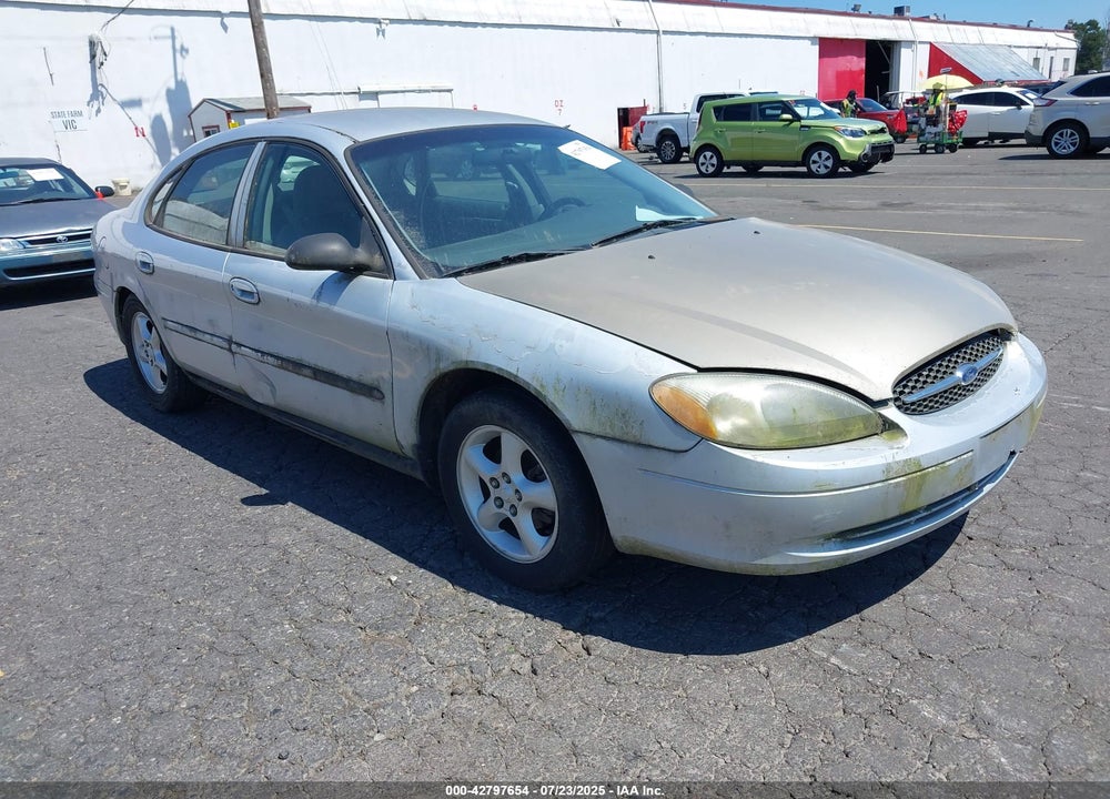 2000 FORD TAURUS SES VIN: 1FAFP55U8YG234331