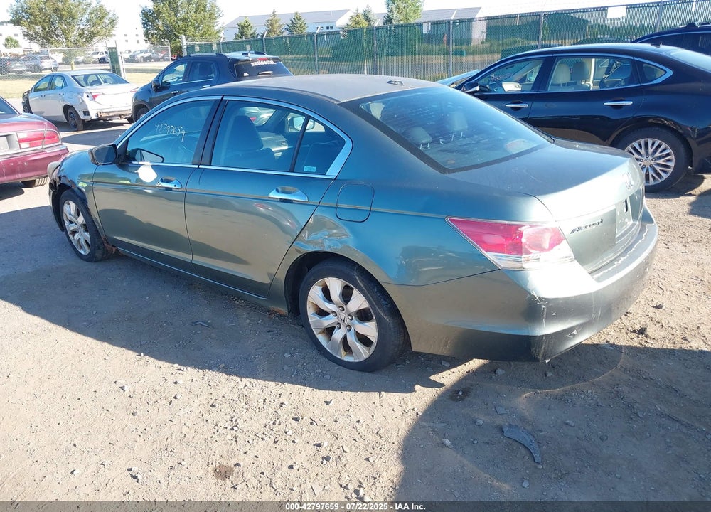 2008 HONDA ACCORD VIN: 1HGCP36818A018585