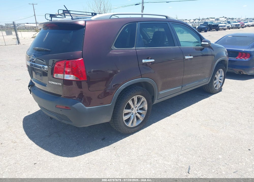 2011 KIA SORENTO EX V6 VIN: 5XYKU4A26BG081684