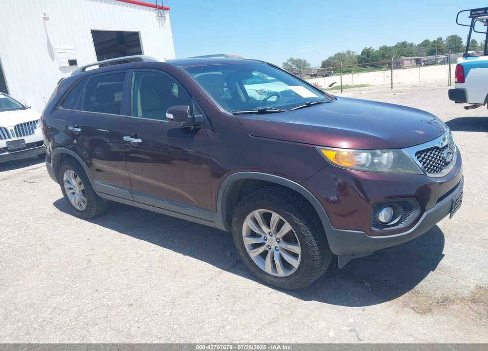 2011 KIA SORENTO EX V6 VIN: 5XYKU4A26BG081684
