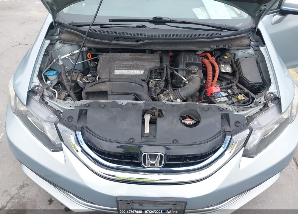 2014 HONDA CIVIC HYBRID VIN: 19XFB4F32EE201104