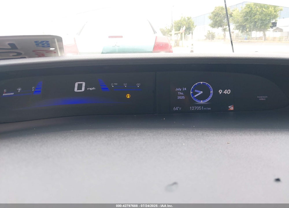 2014 HONDA CIVIC HYBRID VIN: 19XFB4F32EE201104