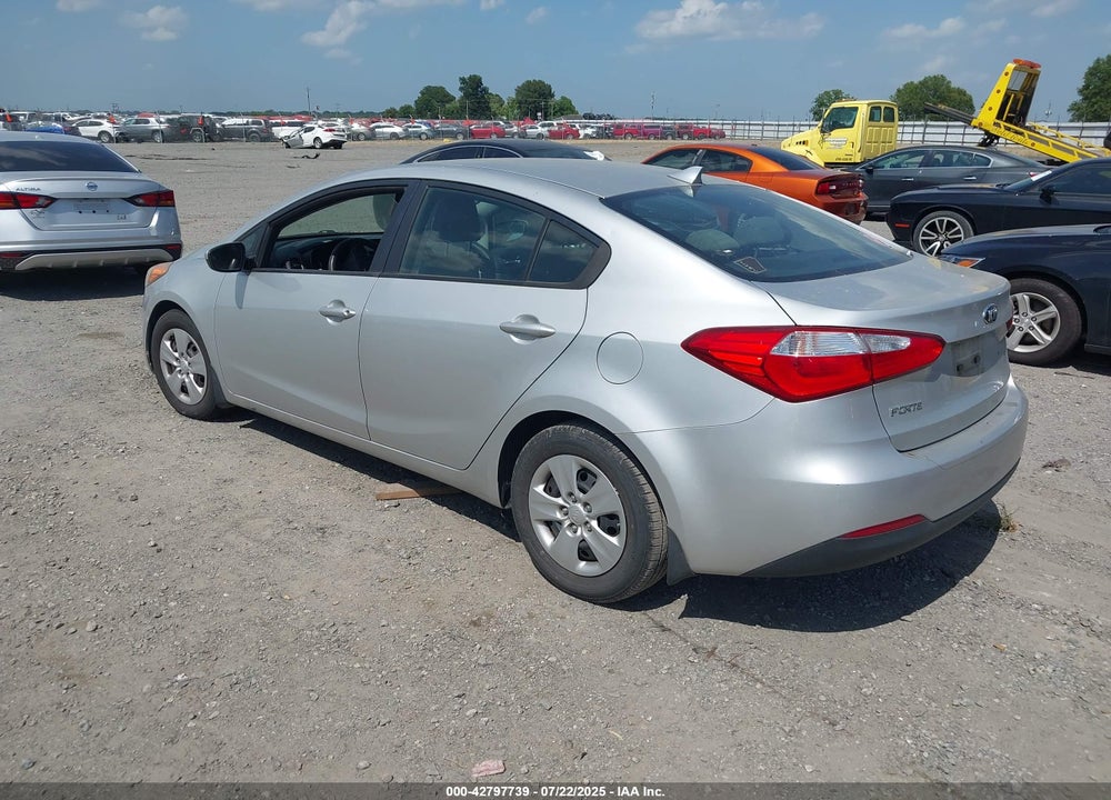 2015 KIA FORTE VIN: KNAFK4A69F5260002