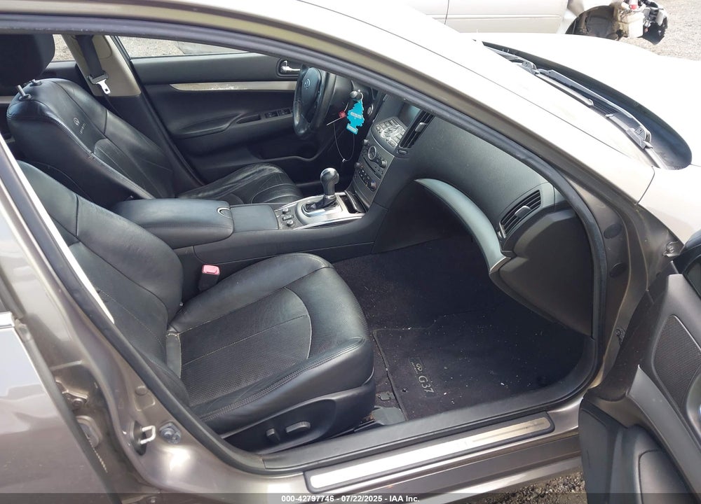 2011 INFINITI G37 VIN: JN1CV6AR4BM401757
