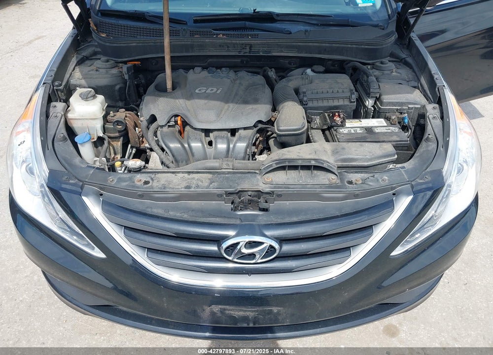 2014 HYUNDAI SONATA GLS VIN: 5NPEB4AC4EH944412