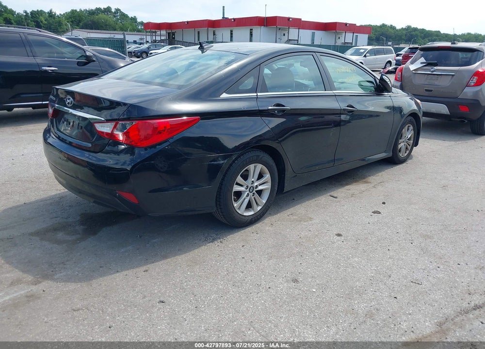 2014 HYUNDAI SONATA GLS VIN: 5NPEB4AC4EH944412