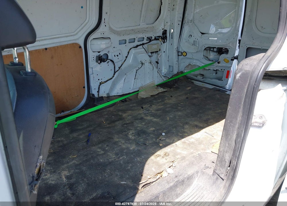 2014 FORD TRANSIT CONNECT VIN: NM0LS7E74E1154022