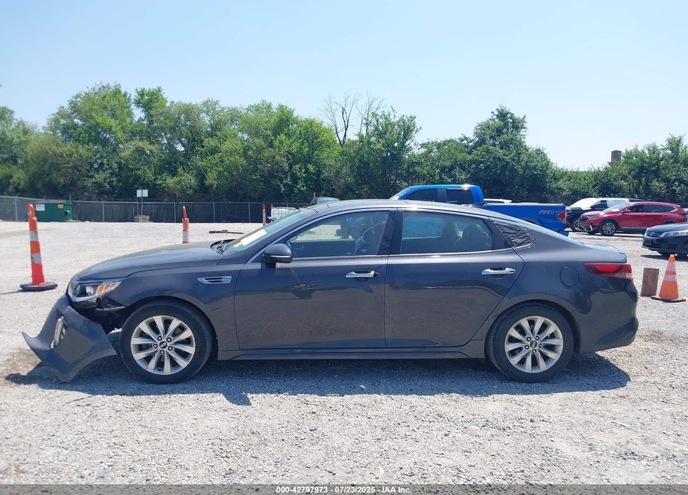 2018 KIA OPTIMA S VIN: 5XXGT4L36JG227342