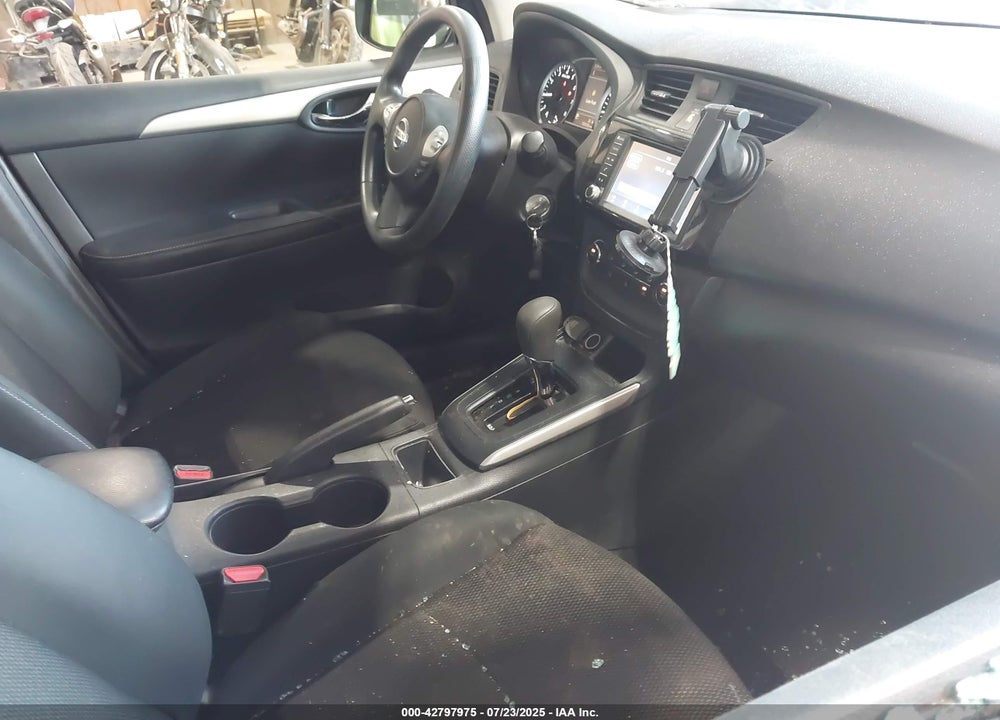 2019 NISSAN SENTRA S VIN: 3N1AB7AP6KY333852