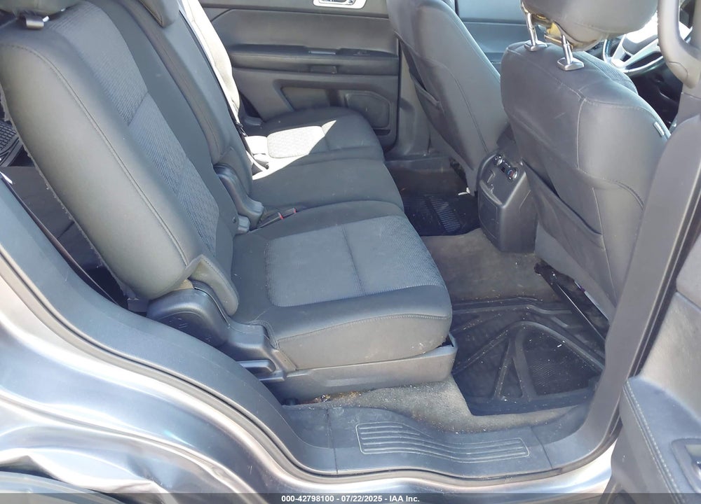 2013 FORD EXPLORER VIN: 1FM5K8D89DGC89273