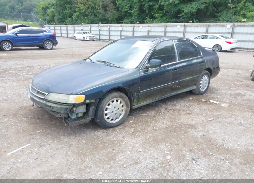 1996 HONDA ACCORD EX/EX-R VIN: 1HGCD5559TA173583