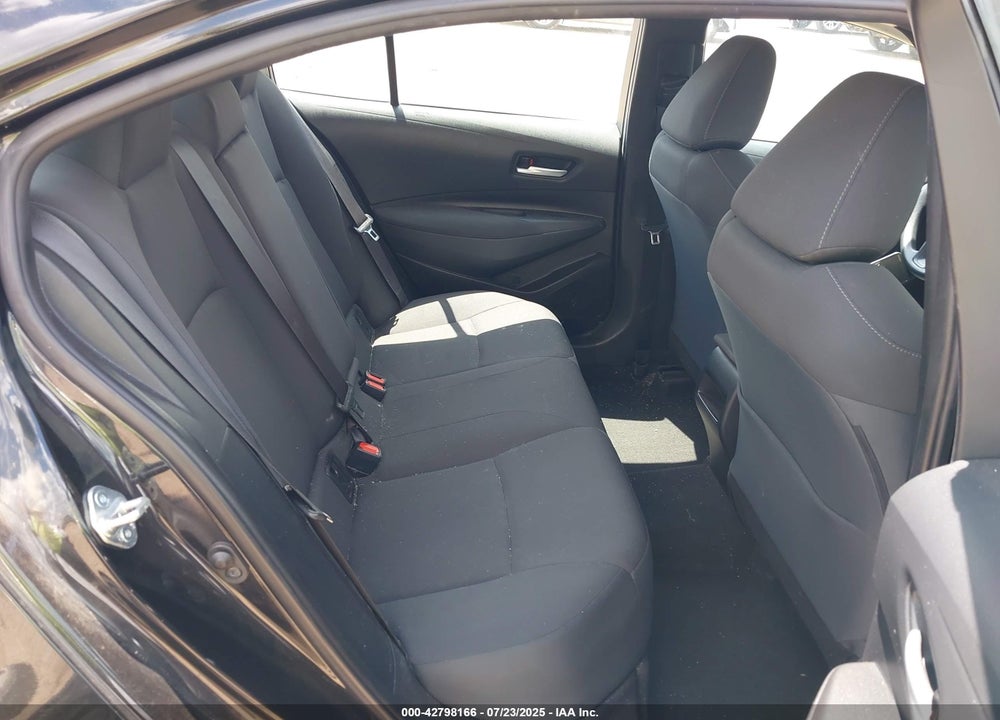2021 TOYOTA COROLLA VIN: 5YFEPMAE3MP183621